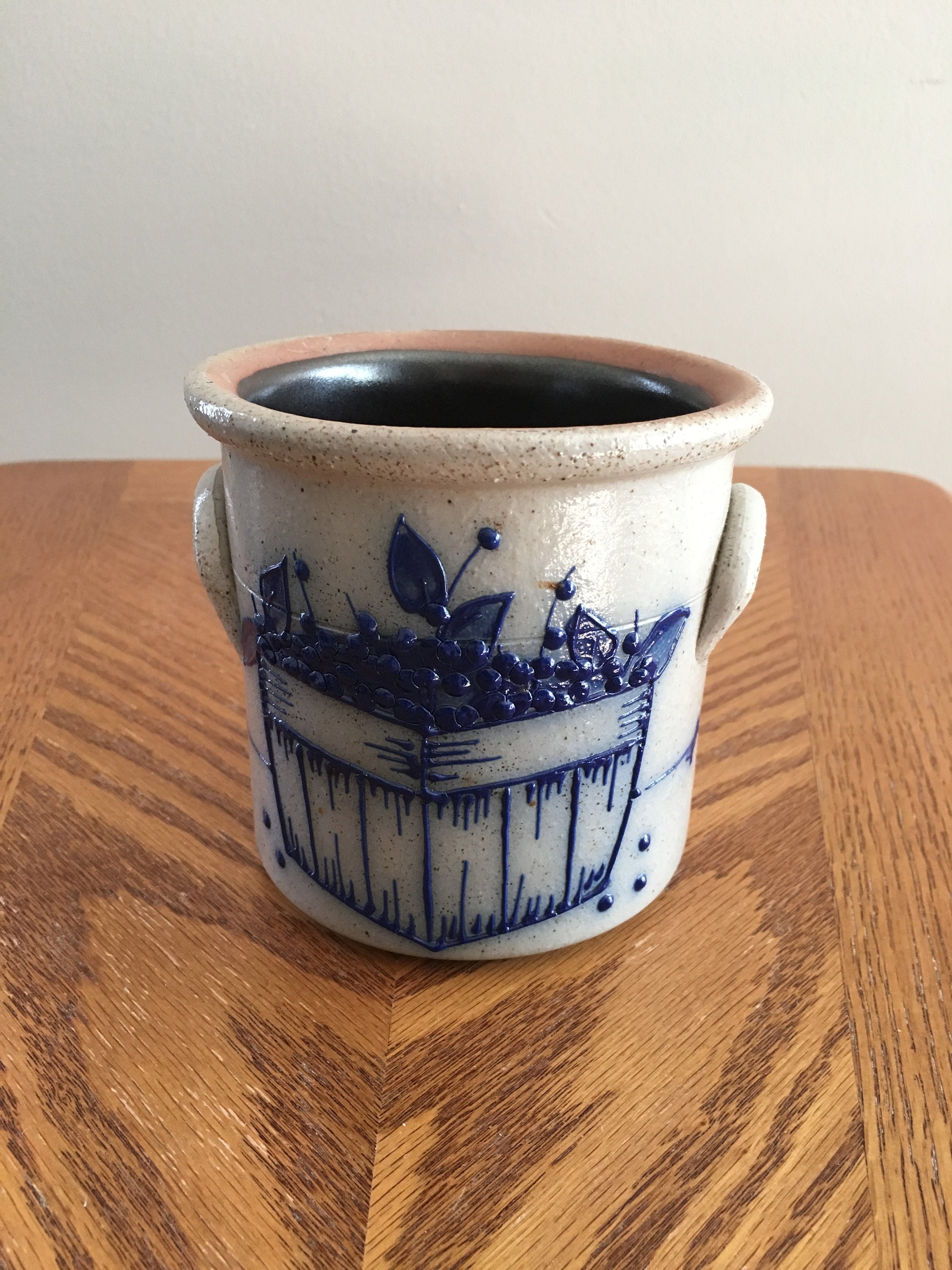 Salmon Falls Pottery Salt Glaze Blueberry crock