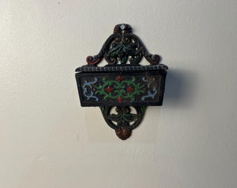 Wilton Wall mounted match box holder
