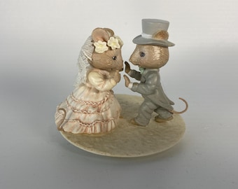 Whimsy 1980s Mice Bride and  Groom Figurines from Enesco