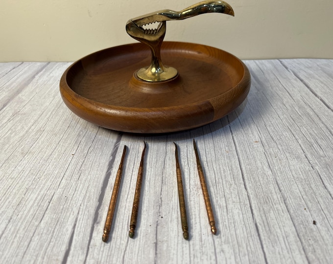 Vintage 5-piece nut bowl from Enesco