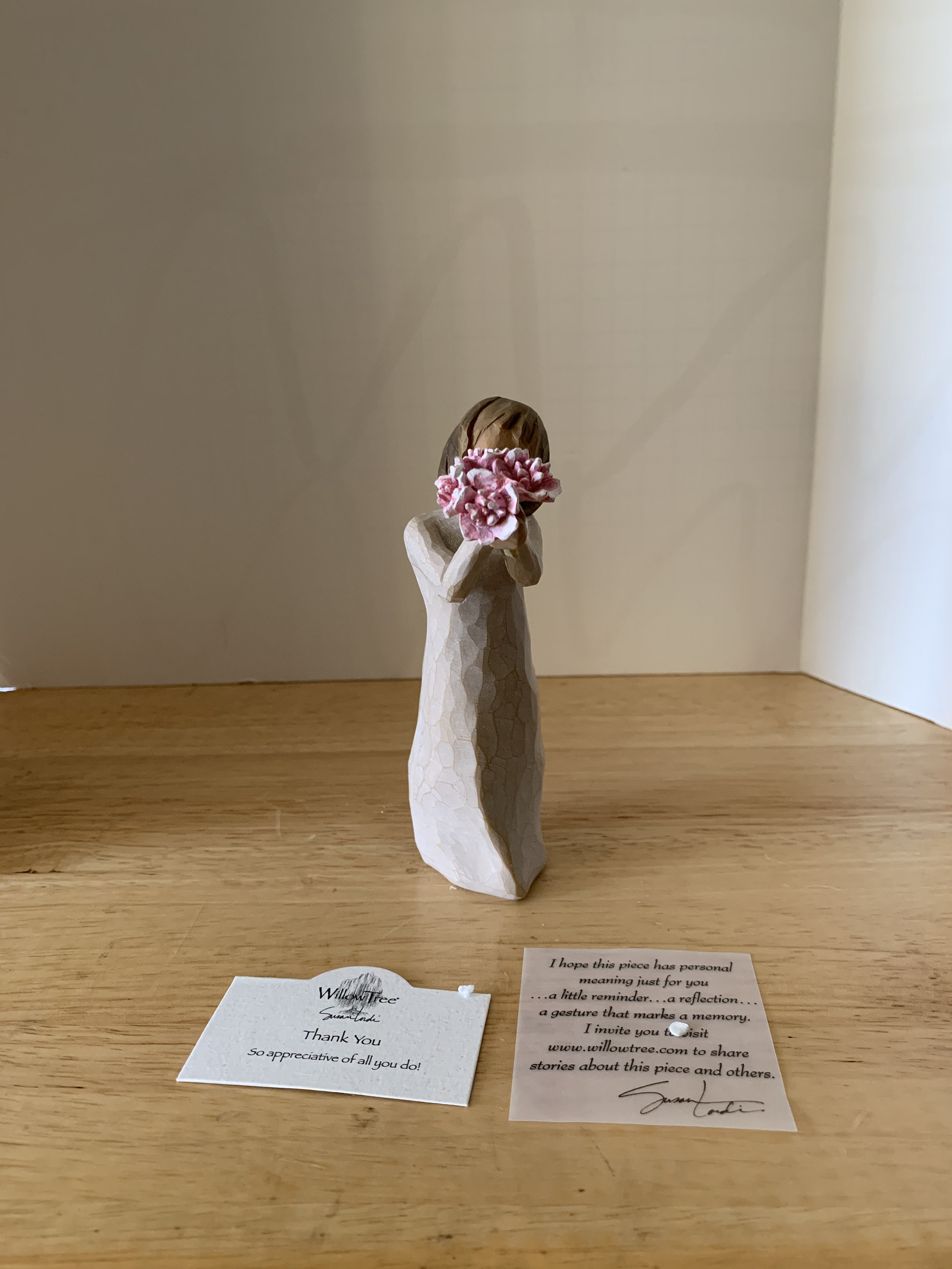 Vintage Willow Tree Thank You figurine in original box and all paper