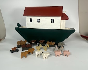 Vintage Handcrafted Wooden Noah's Ark Playset with 10 Pairs of Animals