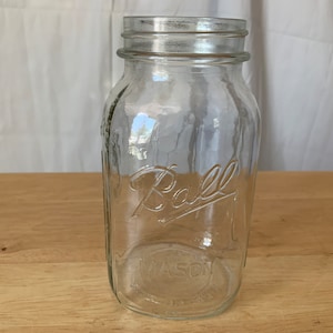 Vintage Ball clear 3 cup 24 ounce mason jar measure side panel