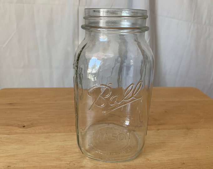 Vintage Ball clear 3 cup 24 ounce mason jar measure side panel