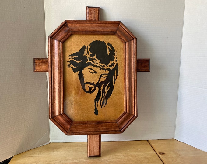 Stunning! Laser wood cut face of Jesus with crown of thorns in wooden frame set into a cross
