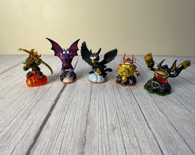 Skylanders giant Series 2 characters