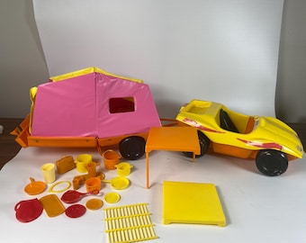 20 Piece Set of 1972 Mattel Barbie "Goin' Camping" with  pop-up tent trailer and a yellow dune buggy  plus tables and dishes.