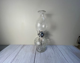 Honeycomb clear glass oil lamp by Kaadan Ltd. with beaded bubbled etched eagle and striped chimney and wick