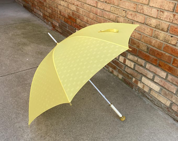 Vintage Nina Ricci bright Yellow Umbrella with NR Monogram with Lucite Handles and Tips