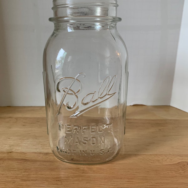 Vintage Ball clear 1 quart (32 ounces) "Perfect Mason" mason jar