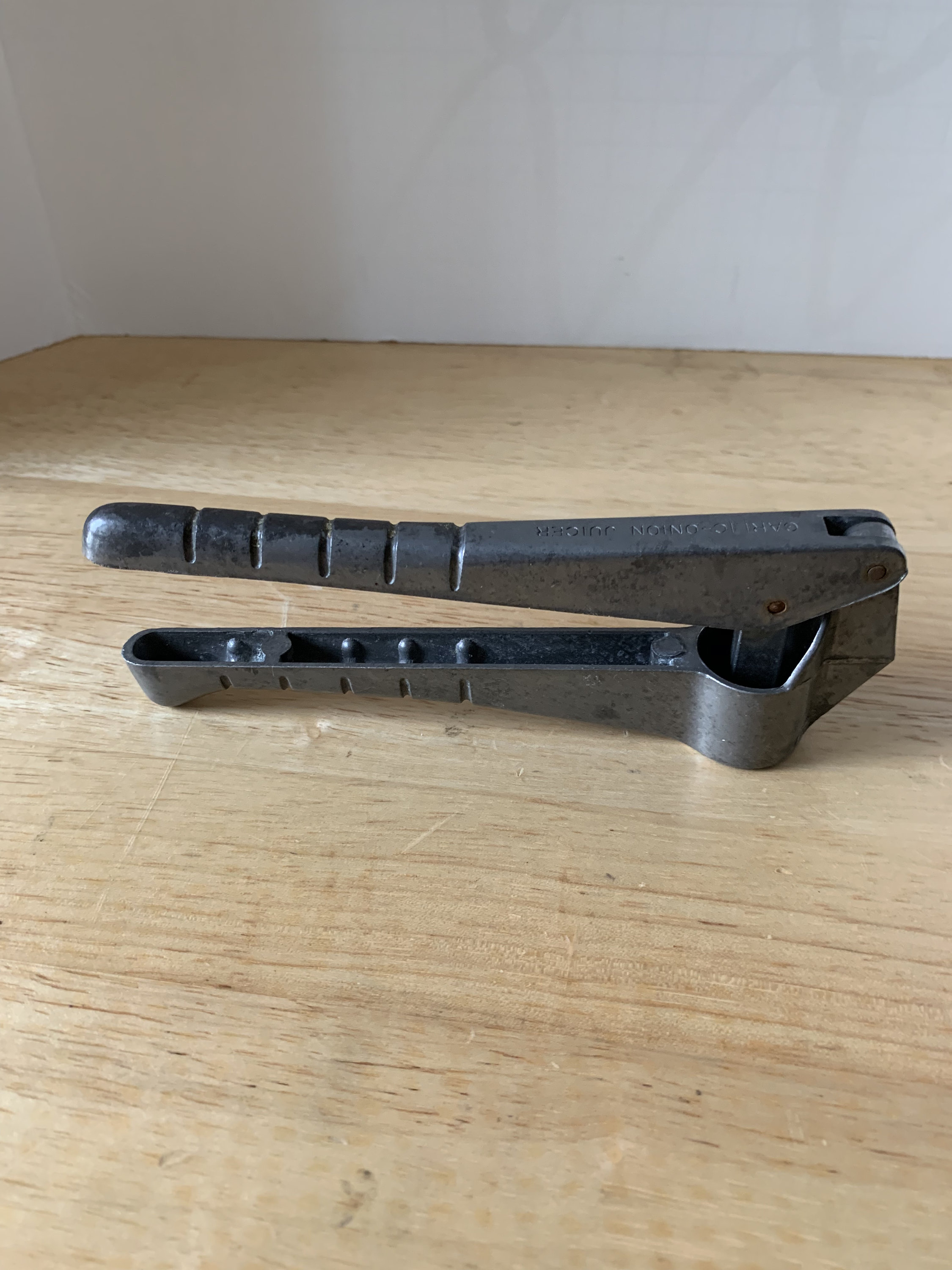 Vintage garlic press onion juicer from Ecko