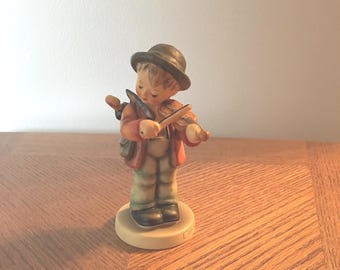 vintage 5 1/2" Hummel "Little Fiddler" #4 TMK 5