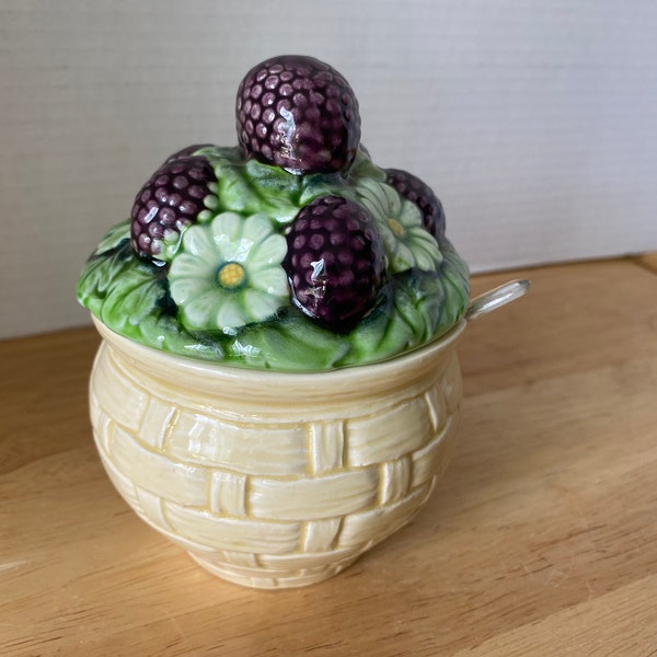 Vintage Lefton Blackberry Sugar or Jam Jar ceramic Bowl with Lid and plastic spoon H5432