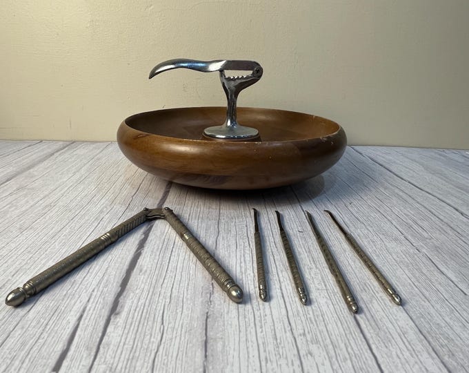 Vintage 1960's 6-piece nut bowl from Hellerware