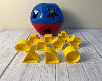 Vintage Tupperware Shape O Ball Toddler Toy