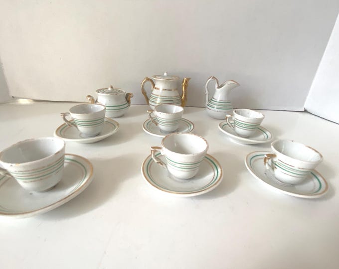 15 Piece Vintage Porcelain with Gold Gilding tea set - Teapot, Sugar, Creamer, 6 cups, 6 Saucers