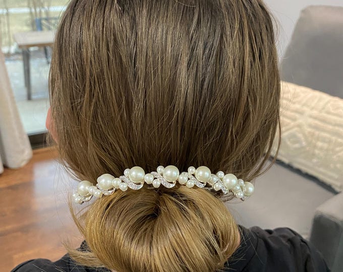 Pearl and Rhinestone  Wedding  Bridal Crystal Formal wear hair comb