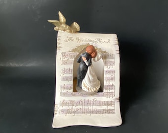 1985 Ceramic Bisque Bride and Groom wedding cake topper / Shower decor Music Box - plays the Wedding March as the couple turns