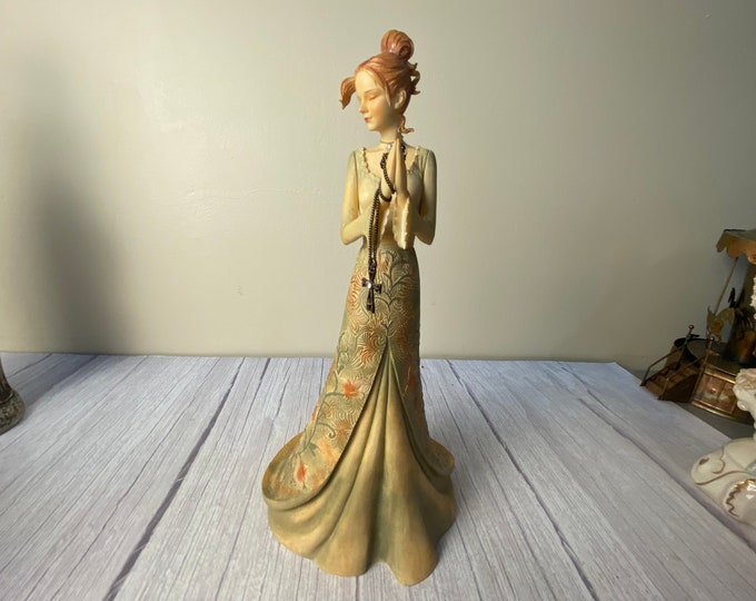 2004 Enesco Facets Of Life Figurine By Gina Freehill FAITH- No box VBR24D