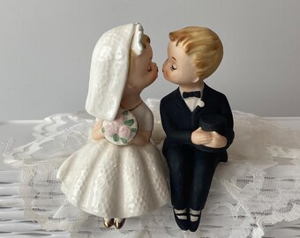 Rare 1950s Lefton Porcelain Ceramic Bride and Groom "First Kiss" Shelf Sitters Wedding Cake Topper / Anniversary
