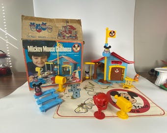 Complete 17 Piece 1975 Hasbro Mickey Mouse Clubhouse Playset with Original Box includes 4 Weebles, Grandstand, Flagpole, wring, mailbox etc.