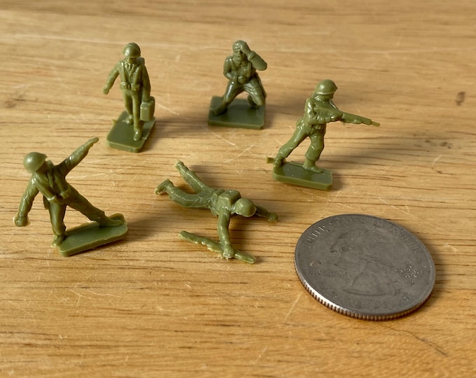 1" Military 5 piece plastic figurine set