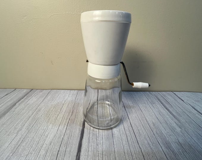1960's Gemco White nut chopper