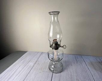 male style 12-sided clear embossed base oil lamp with key adjuster with beaded chimney and wick