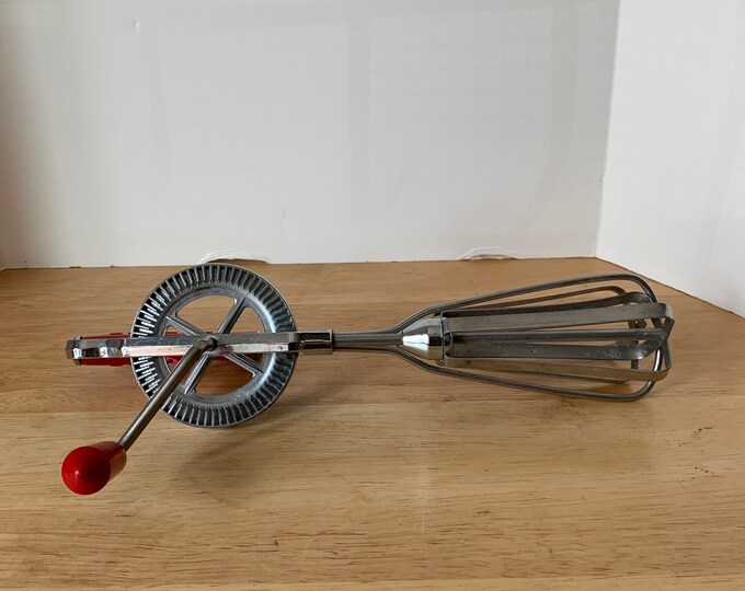 Vintage 1950's Maynard Hand Mixer or Egg Beater Etsy