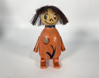 Working 1920s Vintage Scarey Ann Wooden Doll  - press lever and hair stands on end