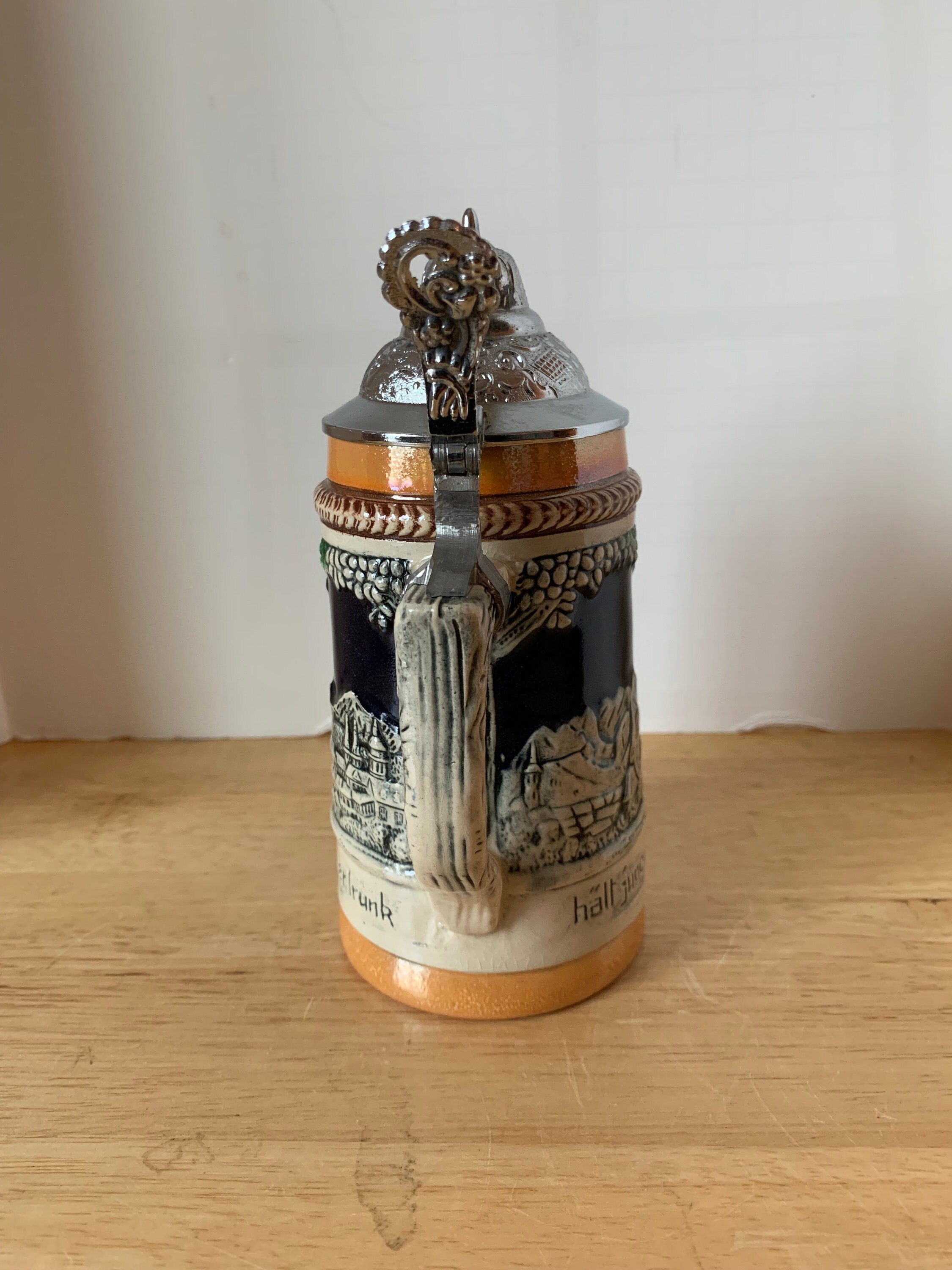 Lidded Original King beer stein