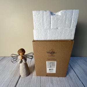 Vintage Willow Tree &quot;Angel of Wishes&quot; in original box