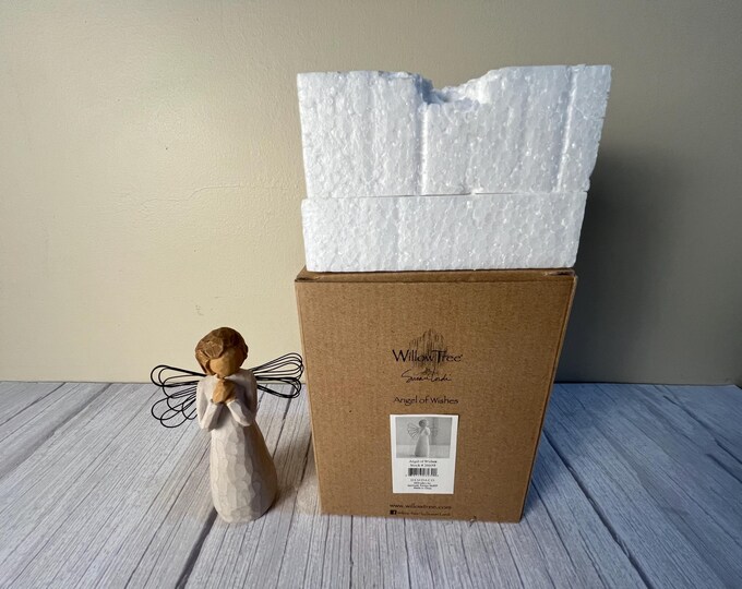 Vintage Willow Tree "Angel of Wishes" in original box