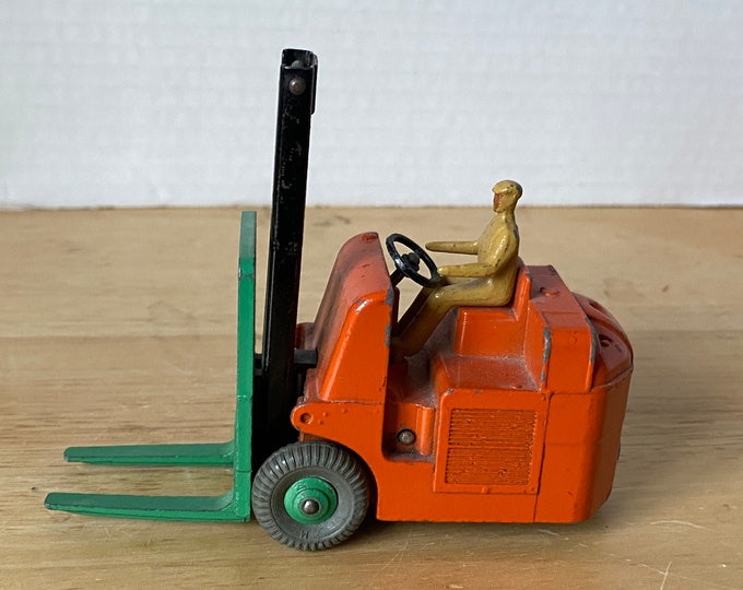 Dinky Toys 14c / 401  Coventry Climate ForkLift Truck