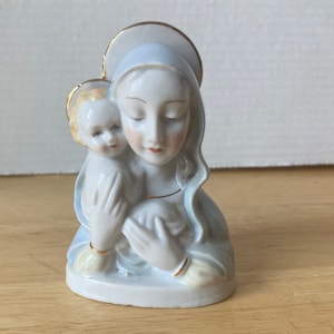 Vintage Madonna and Baby Jesus Ceramic with gold accents