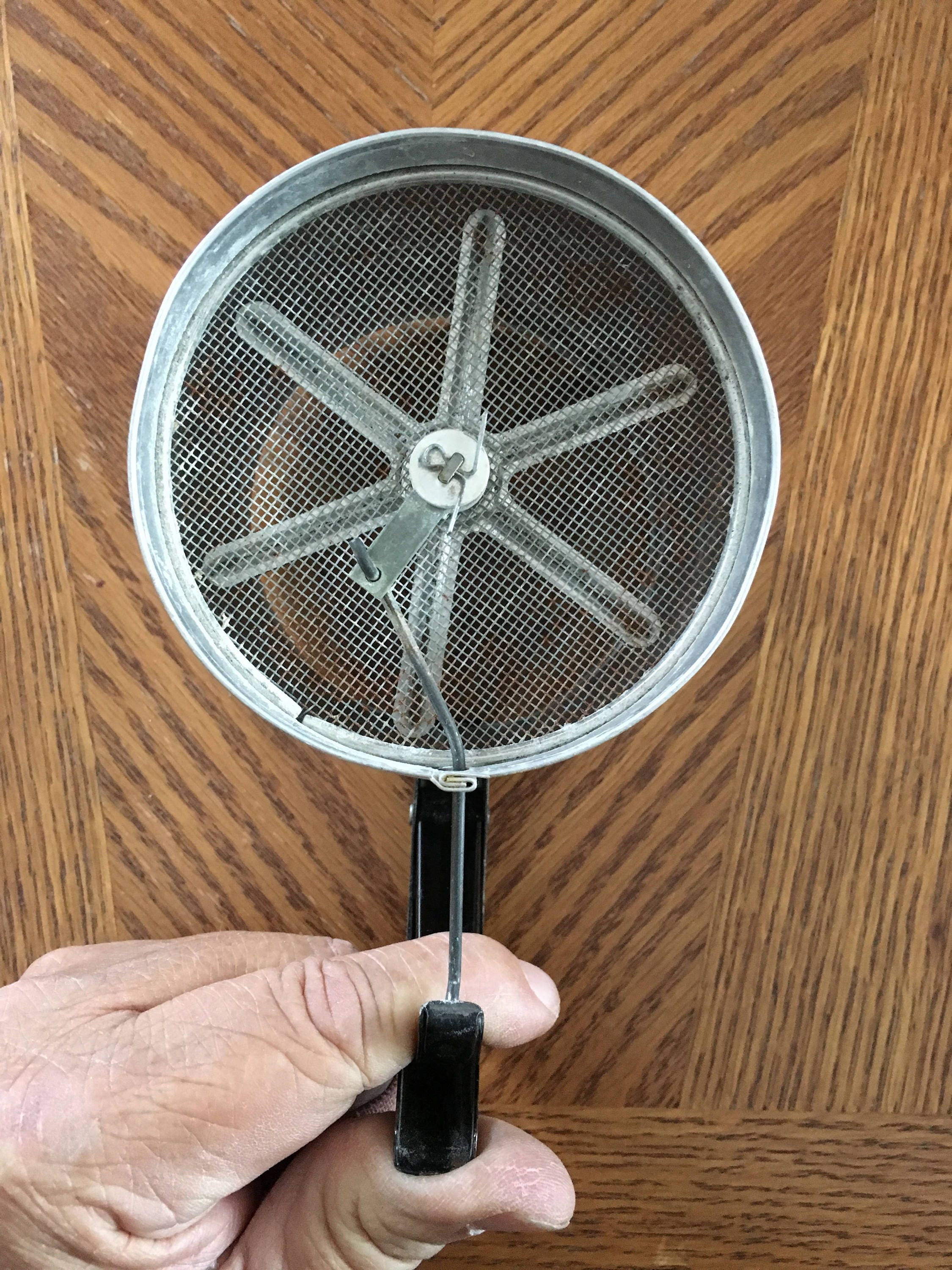 vintage 1950's Foley flour sifter