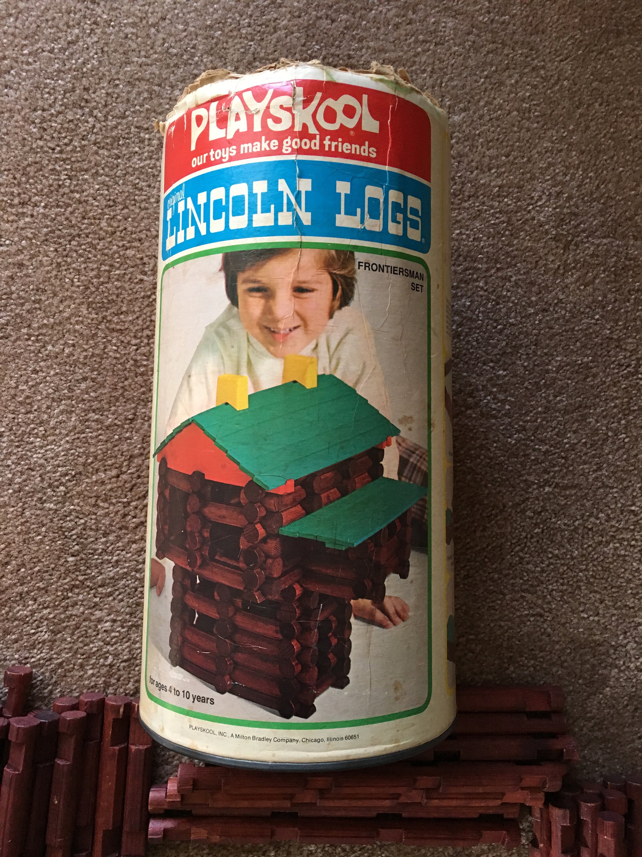 Vintage 1960 s Lincoln log Frontiersman setset