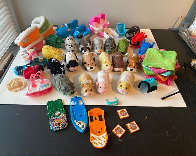 47 Piece set of vintage Zhu Zhu Pets with Accessories