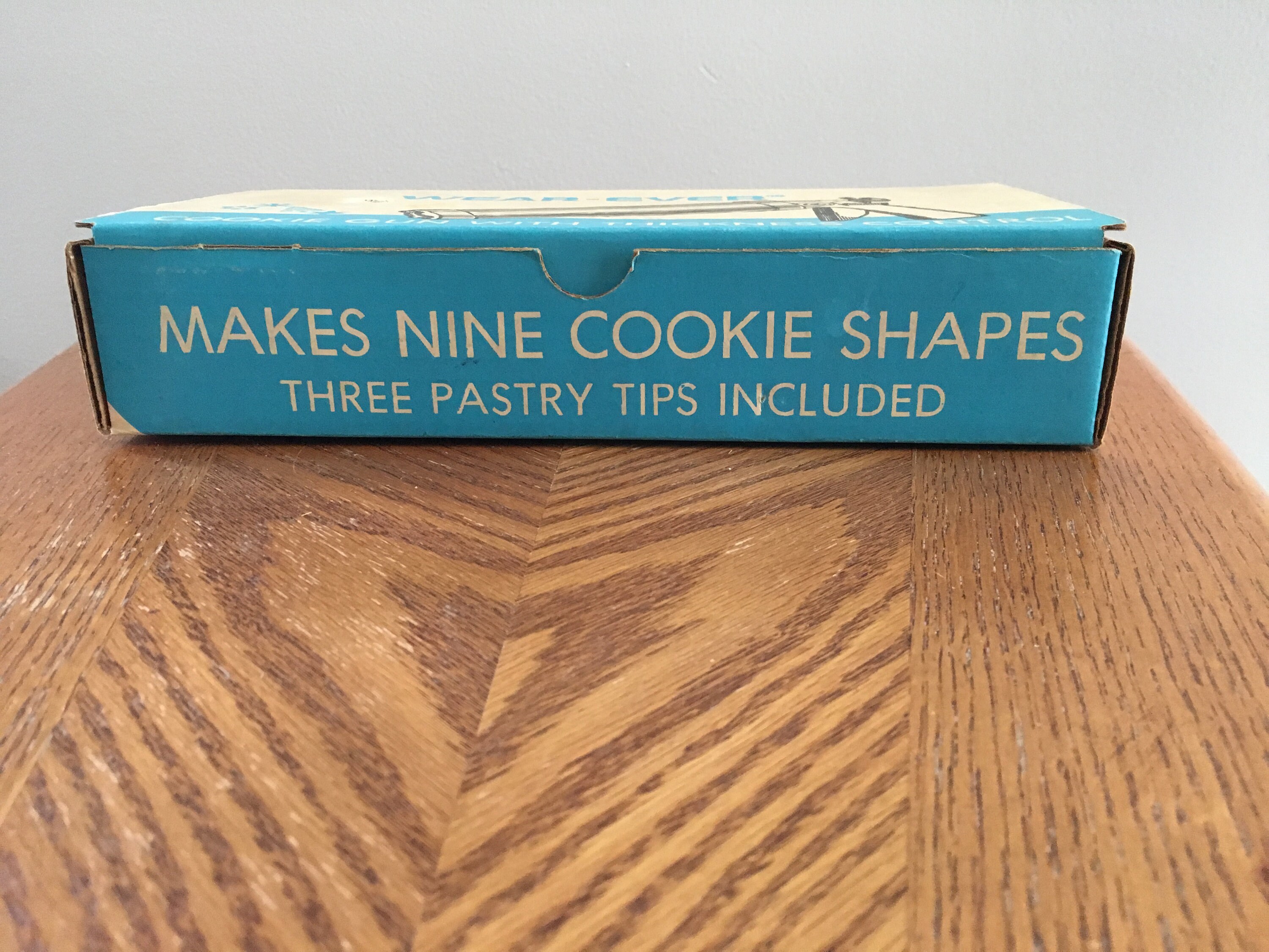 vintage 1970's WearEver Cookie and Pastry press NIB