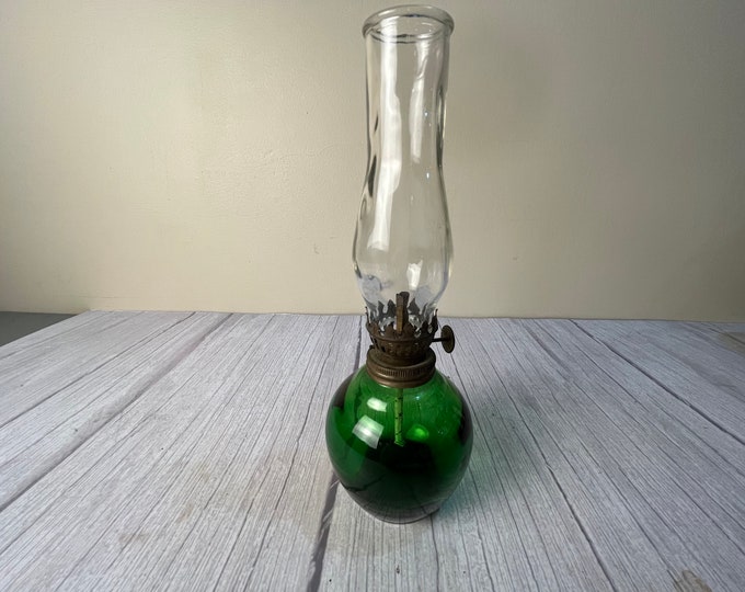 vintage medium green apple shape glass oil lamp with thick clear chimney and wick