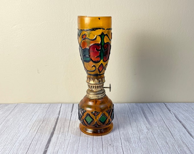 Vintage medium amber stained glass oil lamp with matching chimney with wick