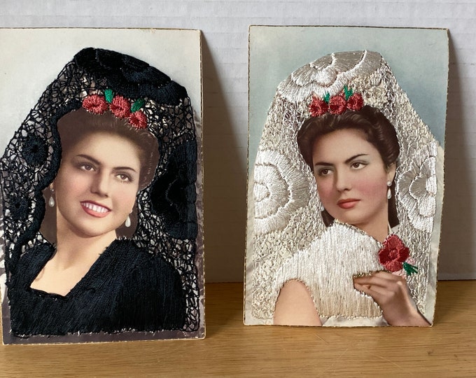 Vintage Set of 2 Spain Embroidered Postcard