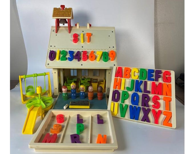 1971-1978  Fisher Price Little People Play Family School with Original Accessories #923