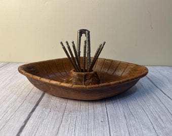 Vintage 6-piece composite brown Acorn and tree stump nut bowl set