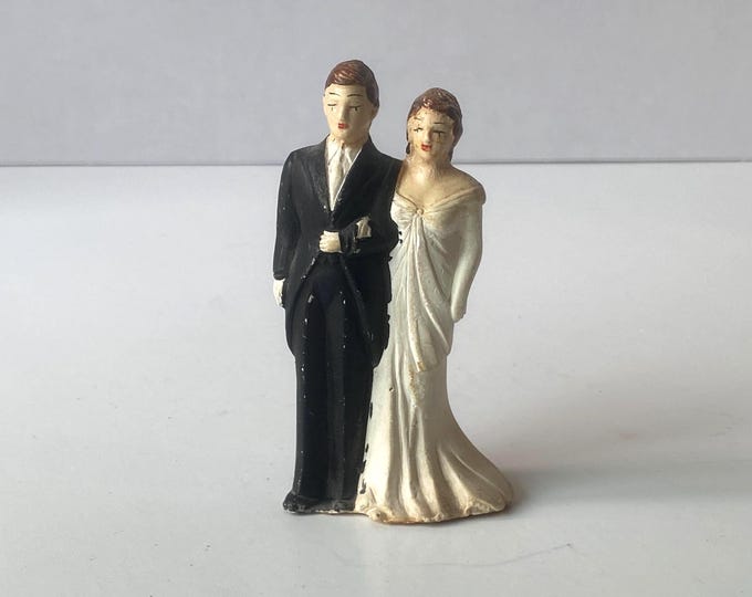 Vintage Art Deco Bride and Groom Chalkware Cake Topper