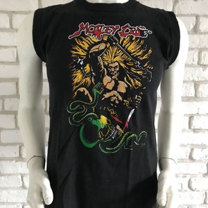 1984 vintage Motley crue The snake and the warrior vintage tee shirt