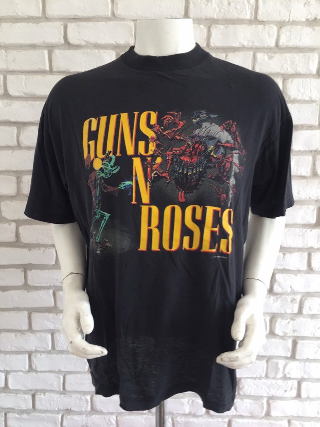 1987 Vintage N' Roses Tour Tshirt - Etsy