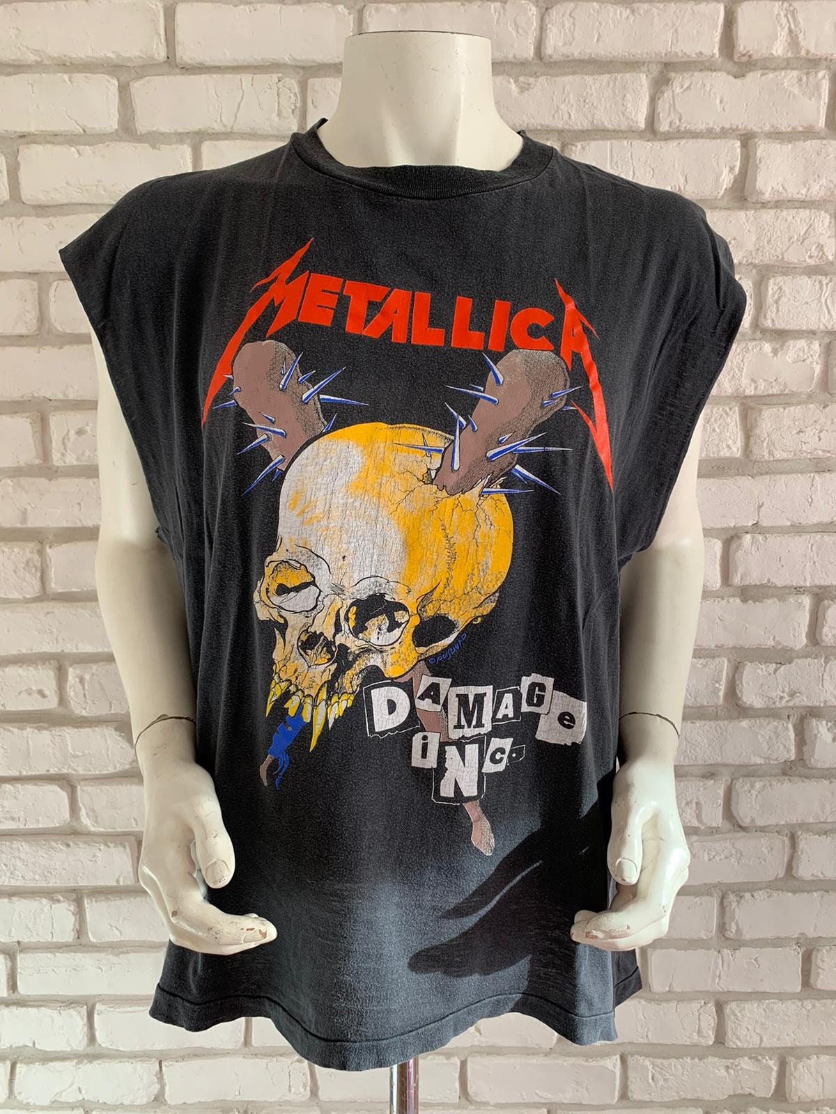 1987 vintage rare Metallica tee shirt damage inc