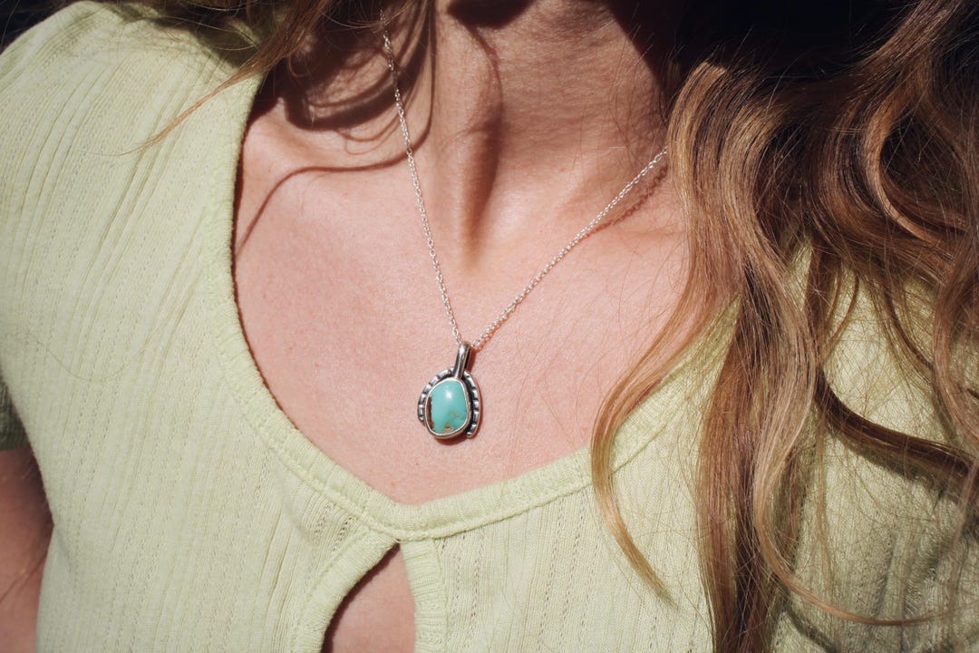 Sterling Silver Handmade Kingman Turquoise Eternity Necklace main image 1