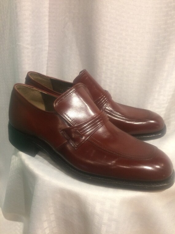 chestnut dress shoes